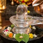 Sphatik Lingam